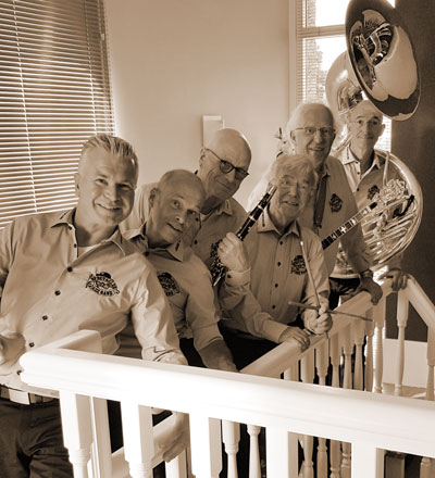 Spectacles Jazz Band in Muziektent de Plantage in Culemborg Spectacles Jazz Band in Muziektent de Plantage in Culemborg