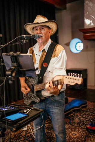 Billy Bob Holland